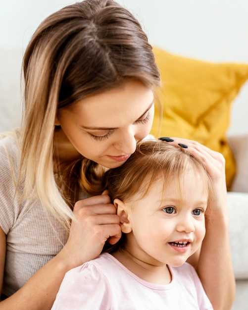 Симптомы, указывающие на продолжающуюся боль в ушах у ребенка