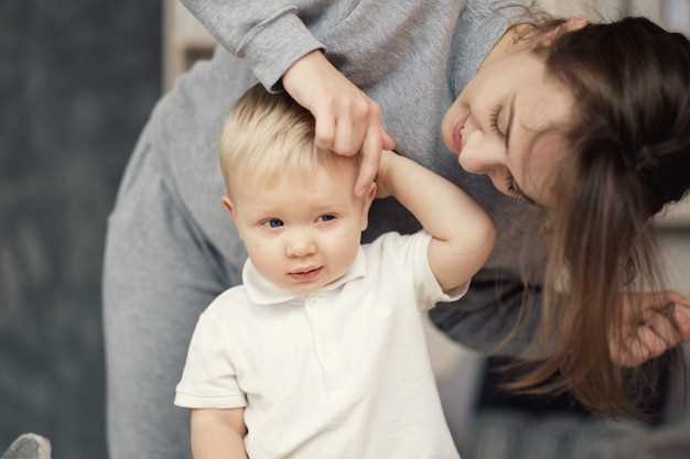 Почему у ребенка болит ухо?